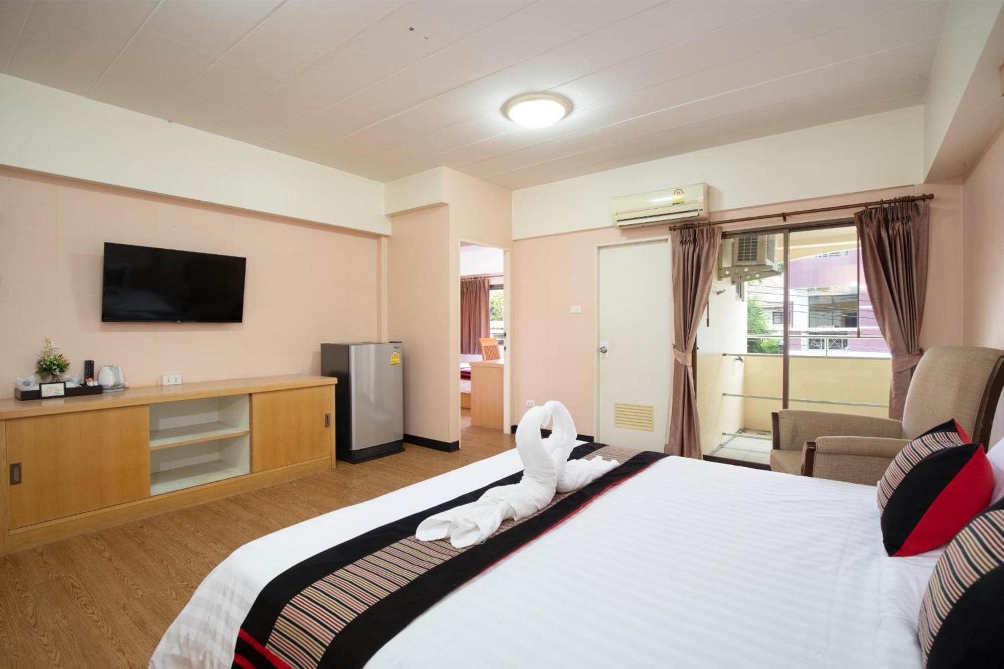P-Park Hotel Bangkok Extérieur photo