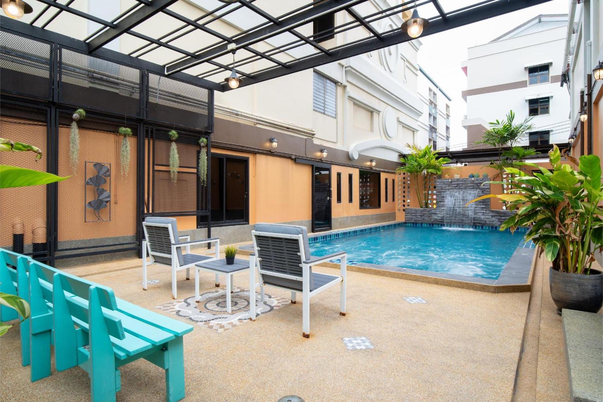 P-Park Hotel Bangkok Extérieur photo