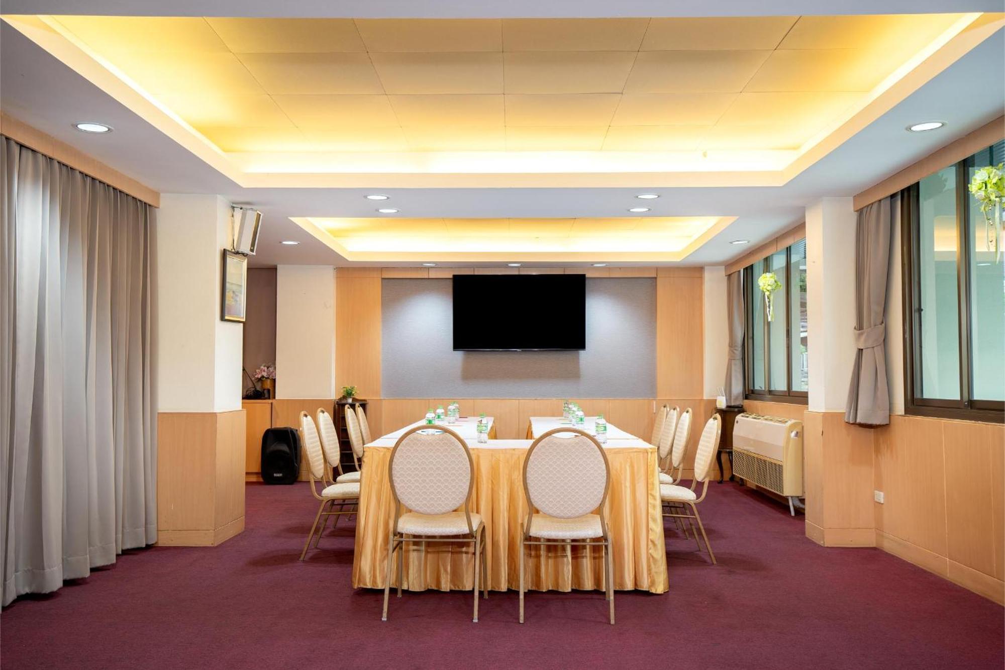 P-Park Hotel Bangkok Extérieur photo